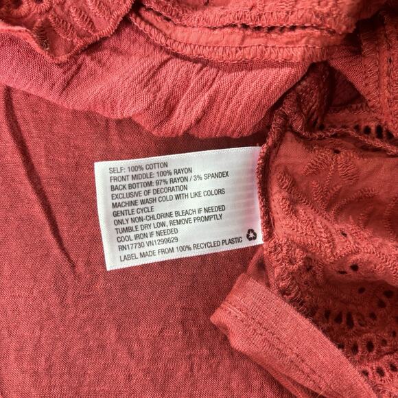 Knox Rose Womens Top Size XXL Plus Solid Red Eyelet Lace Short Sleeve Bohemian - Picture 5 of 9